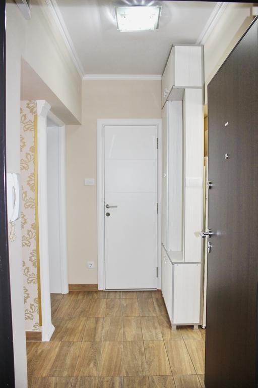 Kristi Lux Apartment Center Free Parking Fast Wifi Belgrado Buitenkant foto
