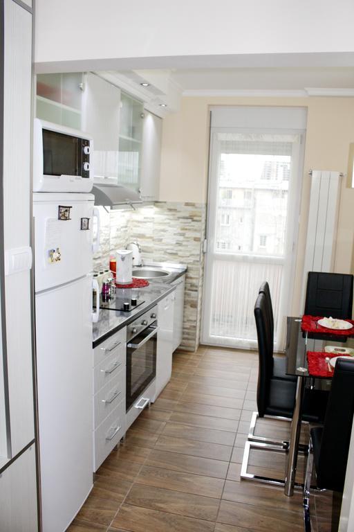 Kristi Lux Apartment Center Free Parking Fast Wifi Belgrado Buitenkant foto