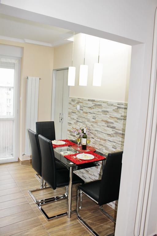Kristi Lux Apartment Center Free Parking Fast Wifi Belgrado Buitenkant foto