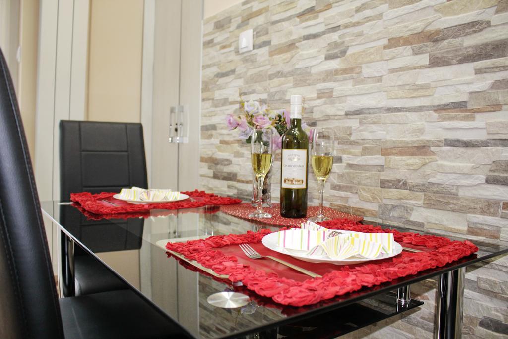Kristi Lux Apartment Center Free Parking Fast Wifi Belgrado Buitenkant foto
