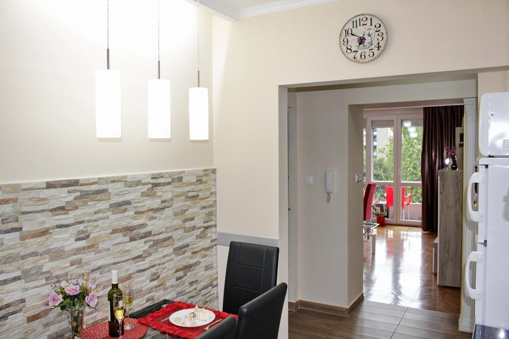 Kristi Lux Apartment Center Free Parking Fast Wifi Belgrado Buitenkant foto