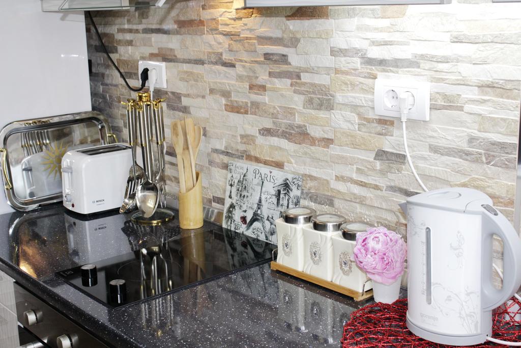 Kristi Lux Apartment Center Free Parking Fast Wifi Belgrado Buitenkant foto