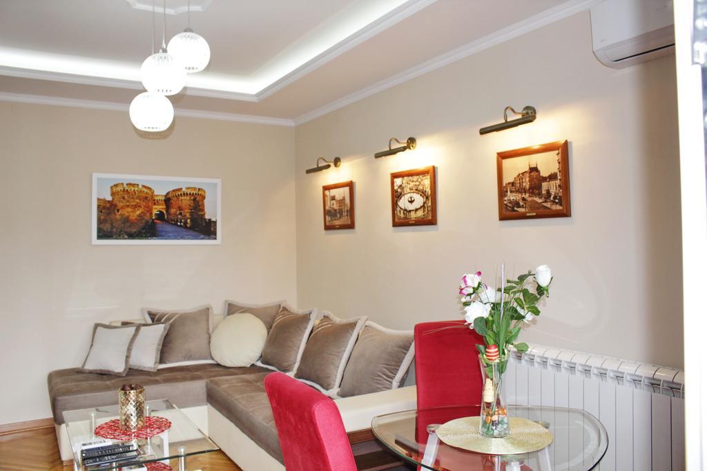 Kristi Lux Apartment Center Free Parking Fast Wifi Belgrado Buitenkant foto